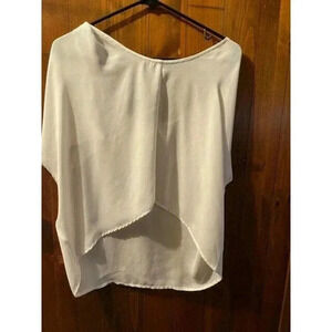 FOREVER 21 SIZE SMALL WHITE SHIRT